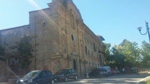 Il complesso dell'ex convento di San Panfilo di Spoltore durante i lavori. Il recupero e consolidamento di Madis Costruzioni è relativo alla parte conventuale. La Chiesa, invece, essendo di diversa proprietà rispetto al Convento ha avuto una sorte differente ed ad oggi chiusa.